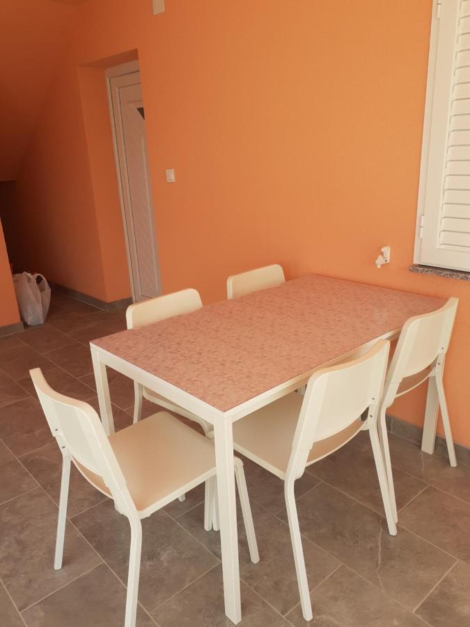 Apartmani Kid Vir Exterior photo