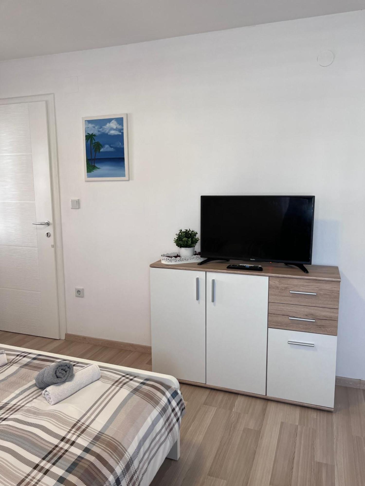 Apartmani Kid Vir Exterior photo