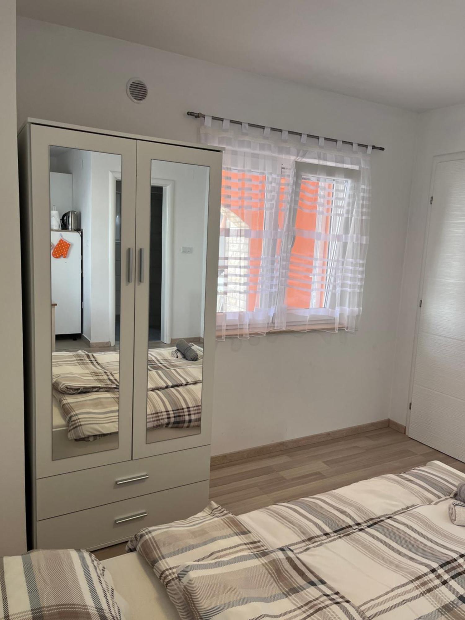 Apartmani Kid Vir Exterior photo